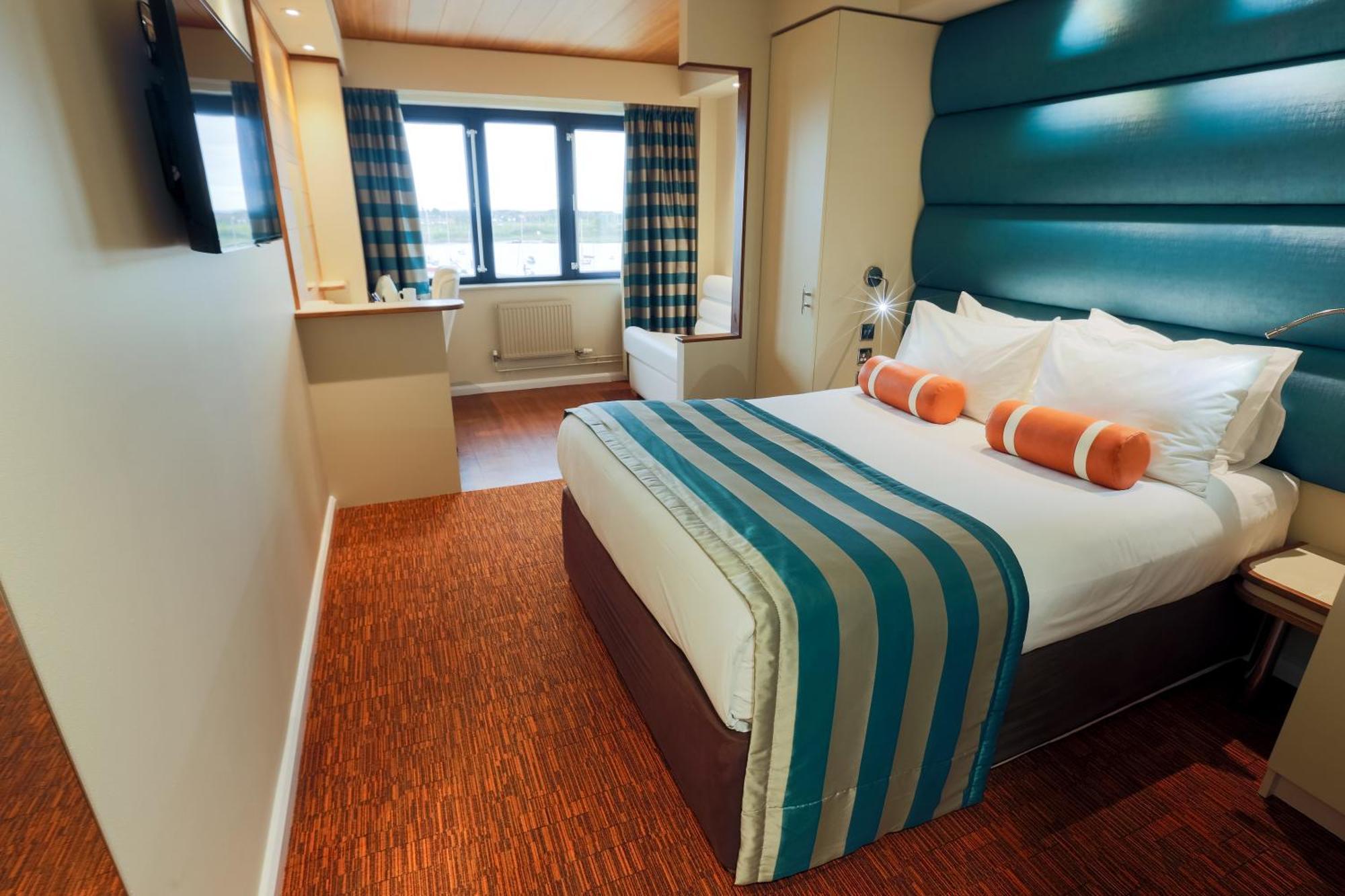 Rnli College Hotell Poole Exteriör bild