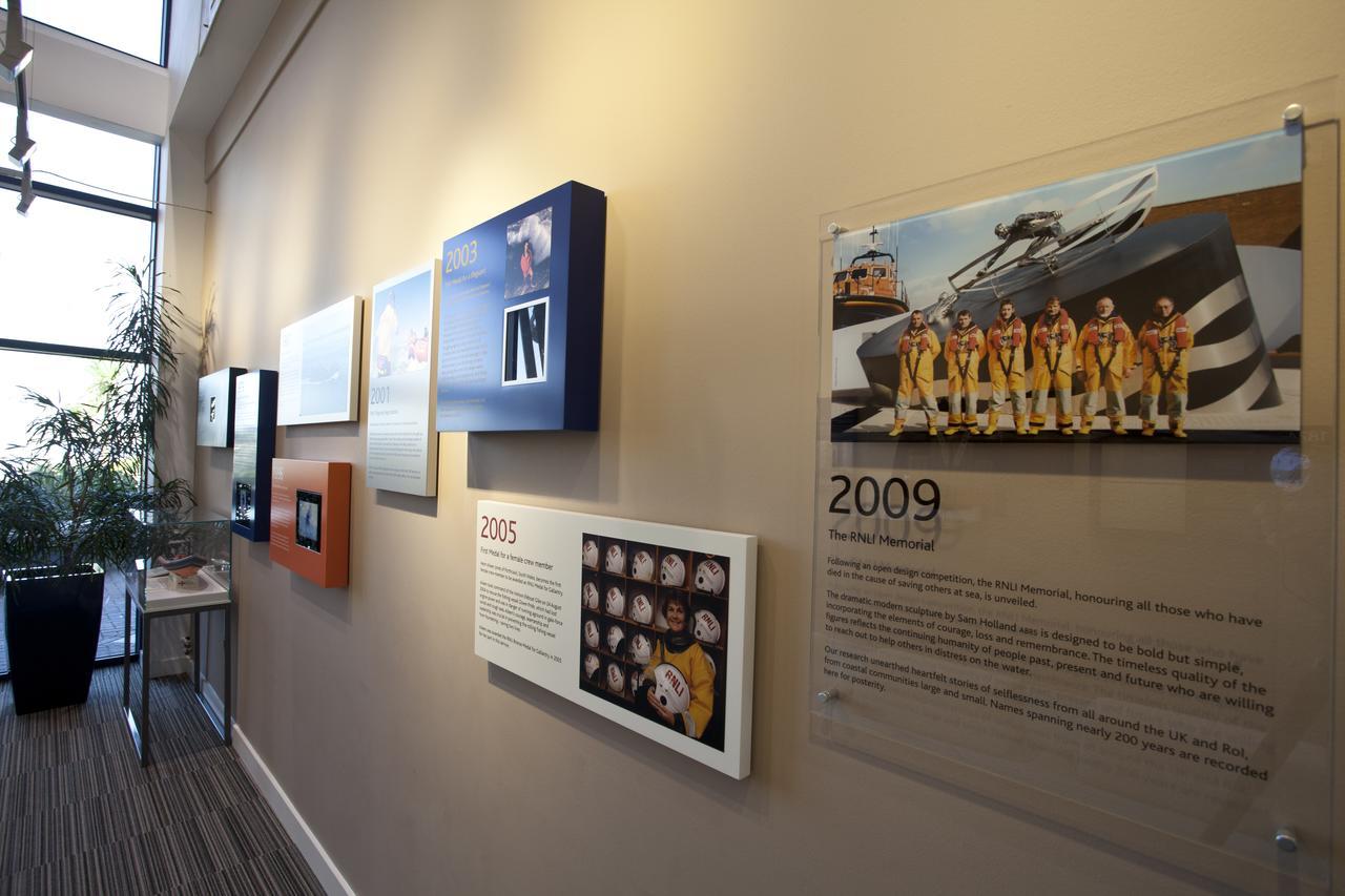 Rnli College Hotell Poole Exteriör bild