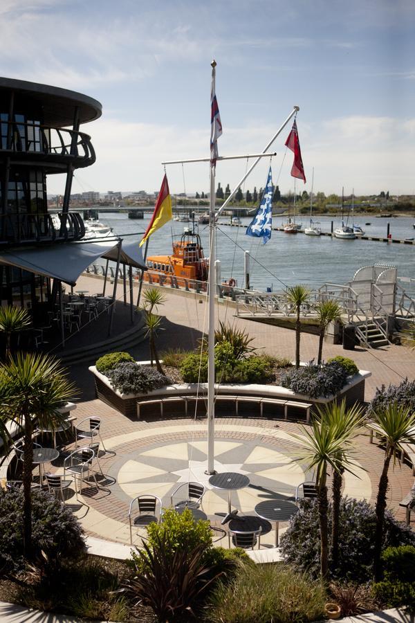 Rnli College Hotell Poole Exteriör bild
